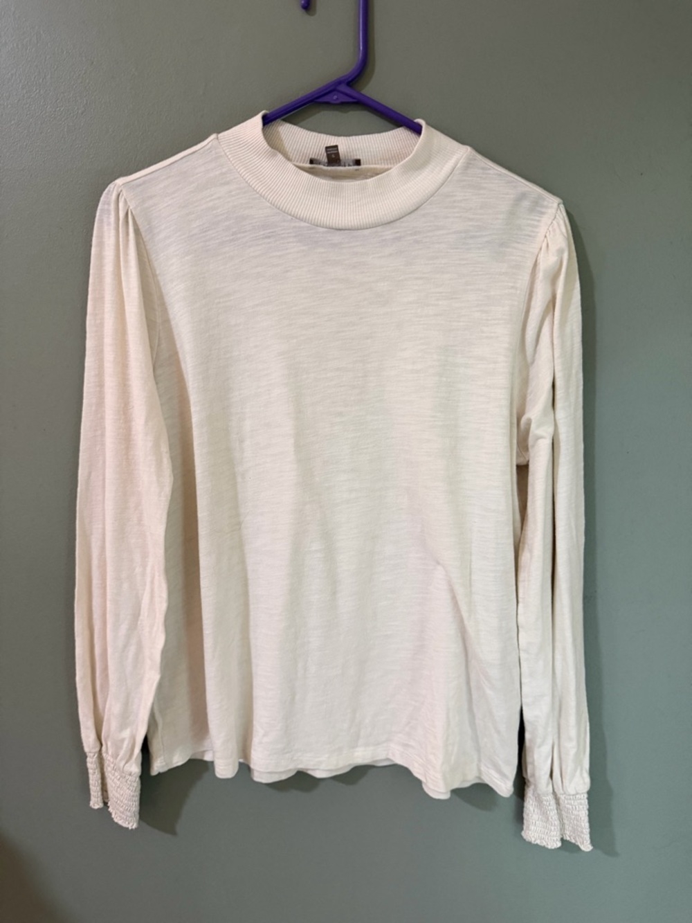 LILLA P Raglan Mock Neck Shirt smocked cuffs bone color size large